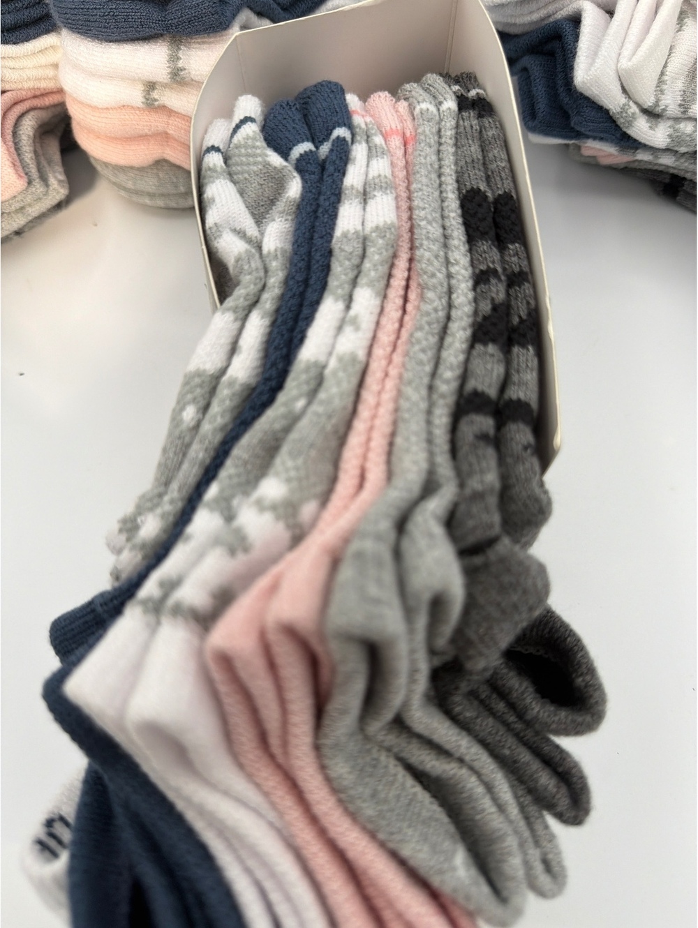 Lot of 5 All in Motion No-Show Socks 6 Pack Size 4-10 - Picture 5 of 5